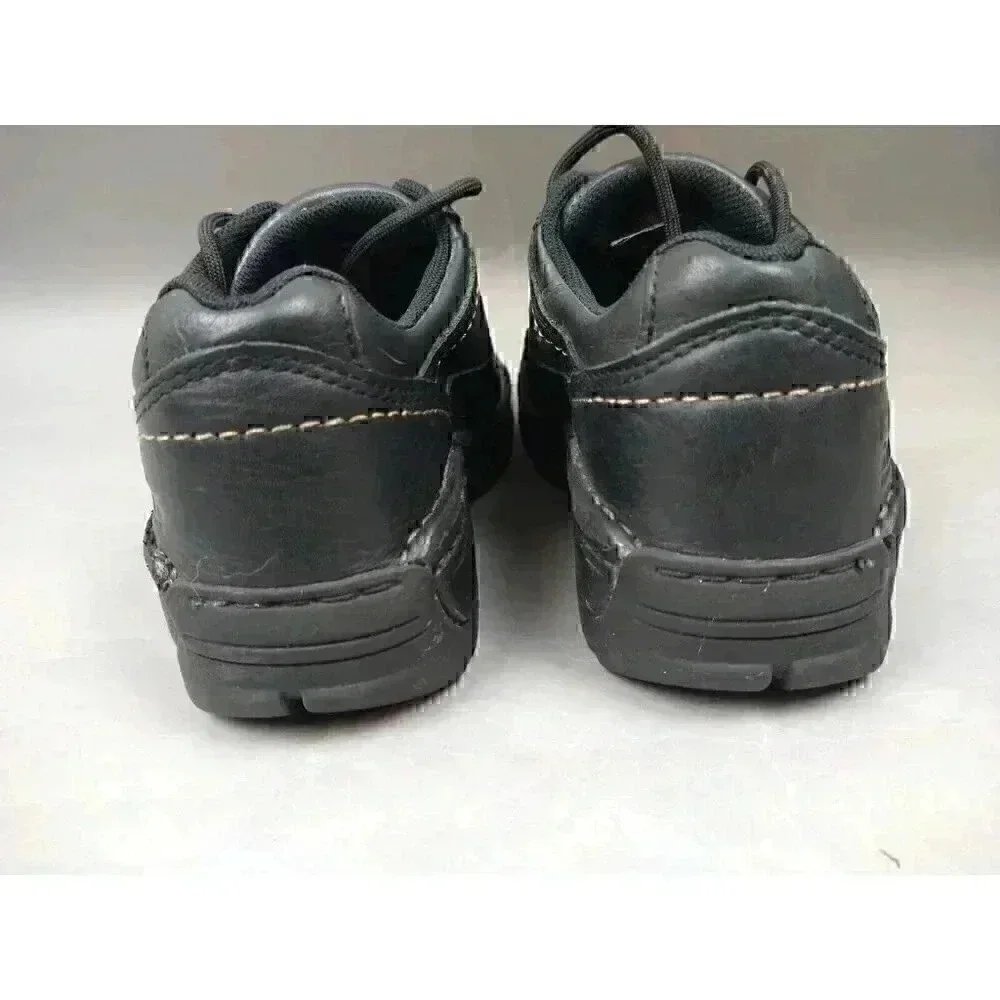 Hytest Safety Footwear inspect pics